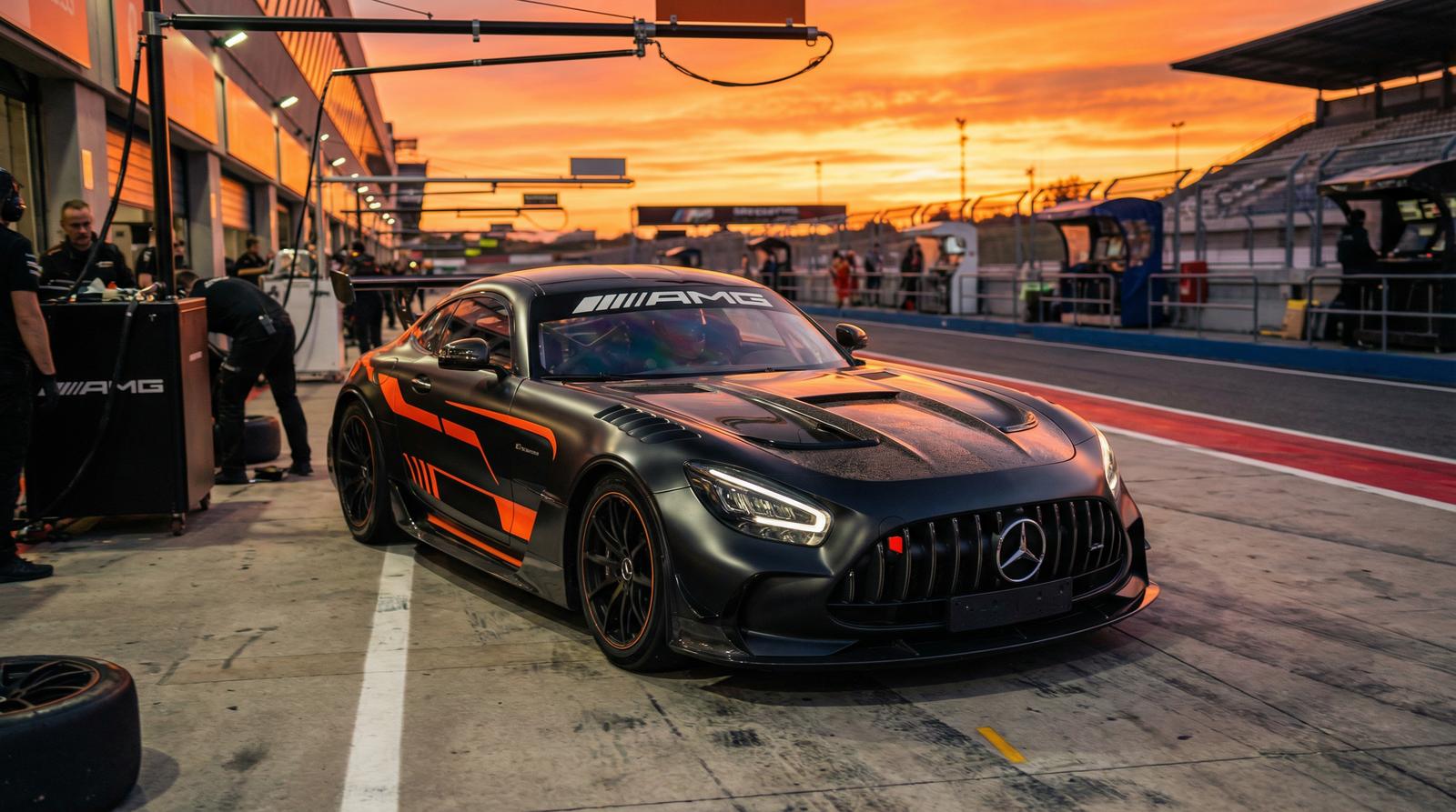 17c一起草AMG赛道视频